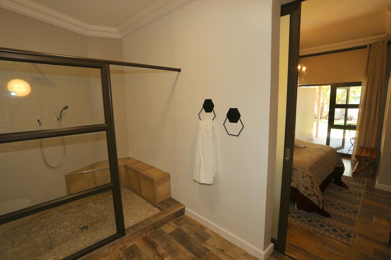 Boutique Guesthouse Mariental Bagian luar foto