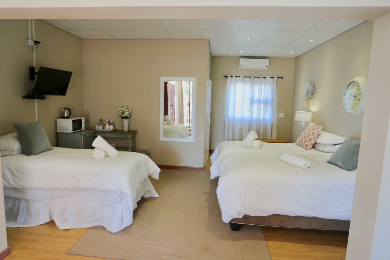 Boutique Guesthouse Mariental Bagian luar foto